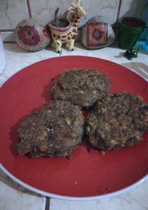 Una foto de Hamburguesas caseras de lentejas o arverjita verde