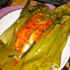รูปของ Pepes ikan pindang