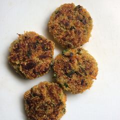 A picture of Healthy Quinoa Patty.