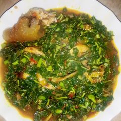 A picture of Rich vegetables soup.