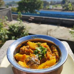 A picture of Aloo baingan🍆🥔.
