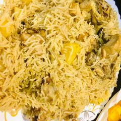 A picture of 3 spice Chicken Pulao.