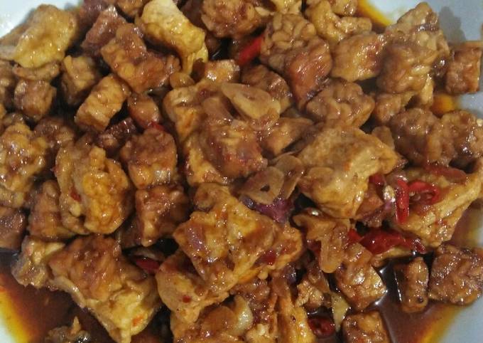 Tempe tahu kecap bumbu iris