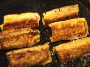 Una foto de migas de pan