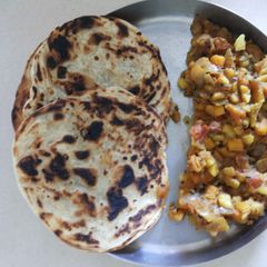 A picture of Paav Bhaji with Malabar Porota.
