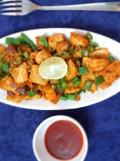 ब्रेड पोहा (Bread poha recipe in Hindi) रेसिपी मुख्य फोटो