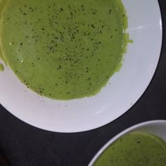 A picture of Spinach and Broccoli soup.
