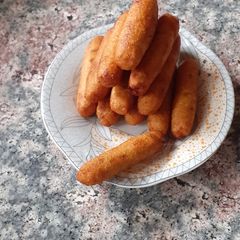 A picture of Poha sticks.