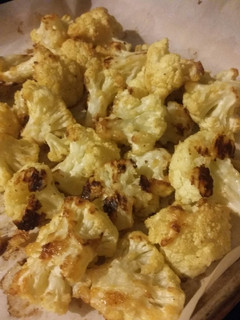 A picture of Garlic Parmesan Roasted Cauliflower.