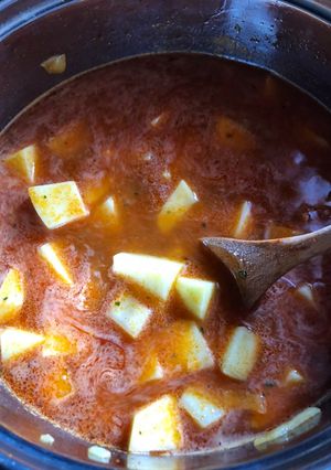 Paprikás krumpli kolbásszal recept fotója