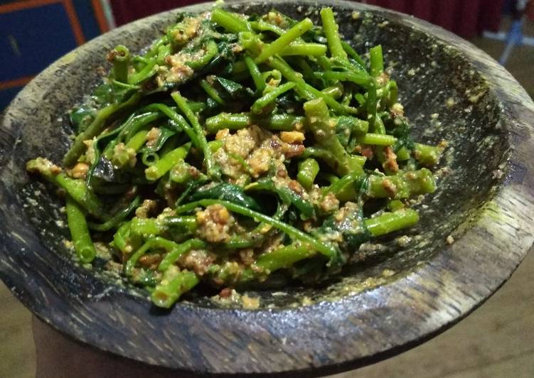 Resep Lotek kangkung seuhah Anti Gagal