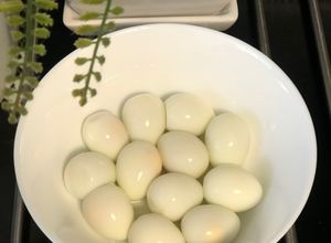 Foto resep Cara merebus telur puyuh agar matangnya pas dan telur tidak pecah