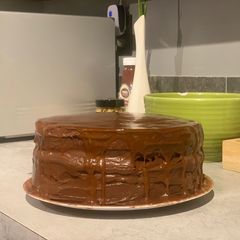 A picture of 🍫Chocolate Caramel Cake🍯.