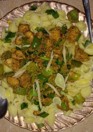 A picture of Jalfrezi macroni.
