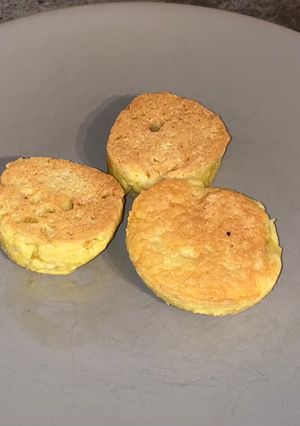 A picture of Keto muffins.