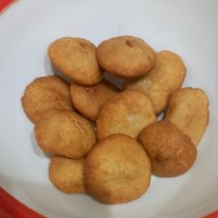 A picture of Egg wali, diet tikkian 🥚 🥞.