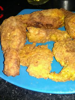 Una foto de Pollo estilo KFC