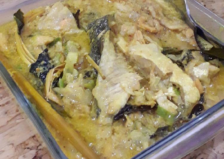 Cara memasak Kari Salmon enak