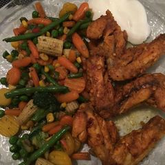 A picture of Baked Wings & Mix Vegetables.