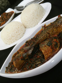 A picture of Simple spinach fish souce.