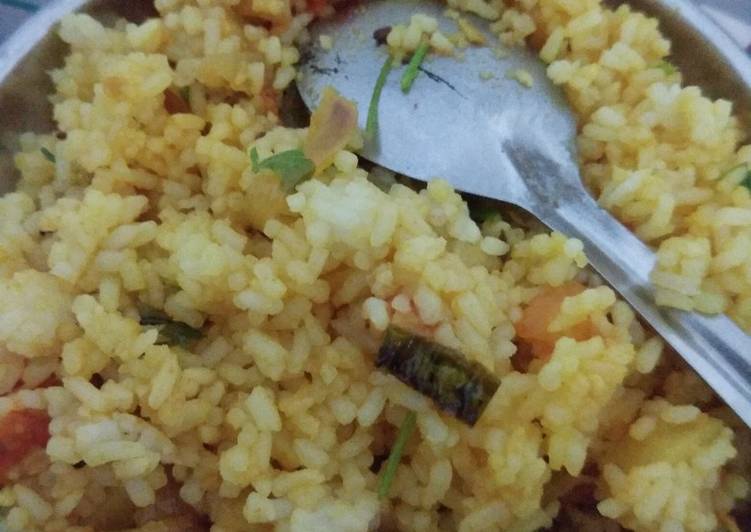 Steps to Prepare Homemade Leftover fried rice