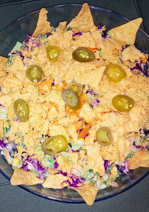 صورة لوصفة سلطة الناتشوز 🇲🇽🌮👩‍🍳Nachos salad🇲🇽🌮👩‍🍳