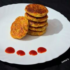 A picture of Cheese Garlic Potato Cutlets.