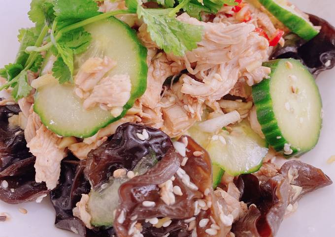 Recipe of Any-night-of-the-week Wood Ear Mushrooms and Chicken Salad