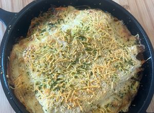 Une photo de Cabillaud Gratiné Courgettes et Carottes en Tagliatelles Agrémentées de Semoule