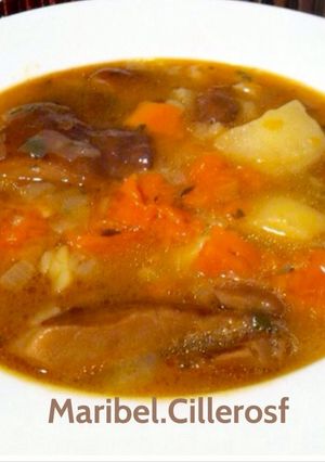 Foto principal de Patatas con níscalos y calabaza