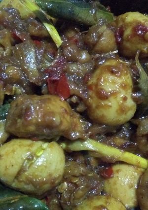 Foto resep Rica ayam + telor puyuh mendesss..👍😀