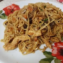 A picture of My Ginger Chicken stirfry Noodles.