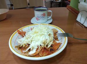 Una foto de Chilaquiles