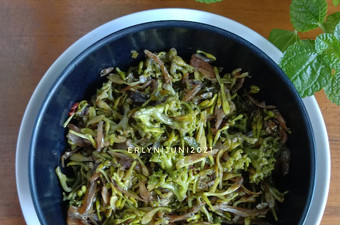 Langkah Mudah untuk Menyiapkan 161. Tumis Bunga Pepaya Teri (nikmat no pahit2🥰) Anti Gagal