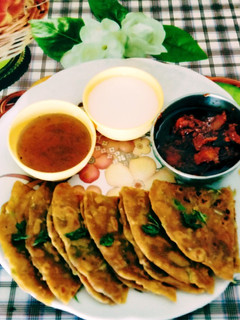 દૂધીના થેપલા (Dudhi Thepla Recipe In Gujarati) રેસીપી મુખ્ય ફોટો