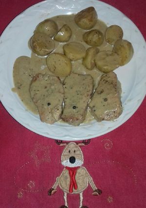 Una foto de Lomo a la pimienta con papitas. (sin horno)