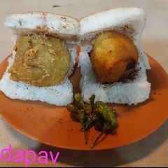 Vada pav A picture of Vada pav.