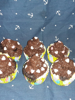Csokis-kókuszos muffin glutén-tej-tojás-mentesen recept fotója