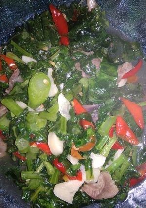 Foto resep Tumis daun kailan vs ampela