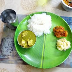 A picture of Aloo pitika.