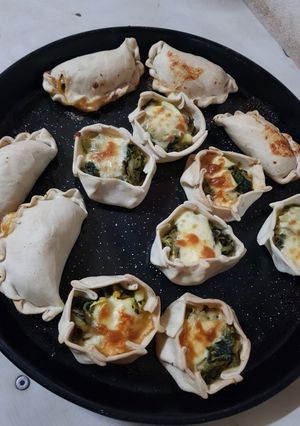Una foto de Empanadas y canastitas de verdura