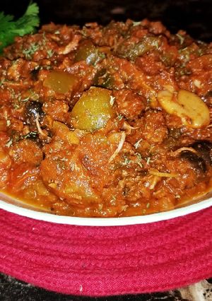 A picture of Mike's Meaty Mexican Marinara Sauce.