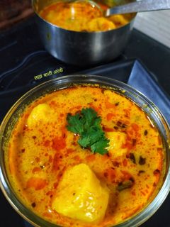 दही वाली अरबी (dahi wali arbi recipe in Hindi) रेसिपी मुख्य फोटो