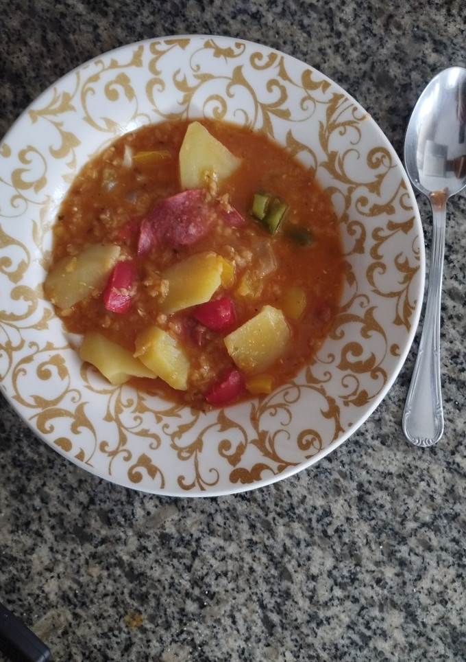 Una foto de Lentejas rojas con chorizo de pavo