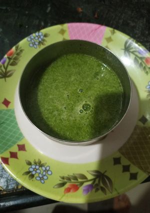 दनिया चटनी (dhaniya chutney recipe in hindi) रेसिपी मुख्य फोटो