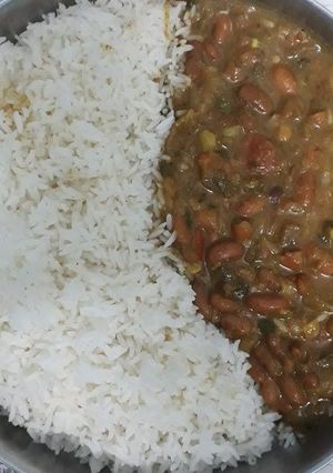 A picture of Rajma chawal.