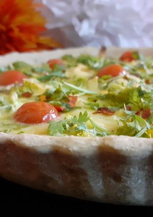 A picture of Wheat flour zucchini and mushroom tart.