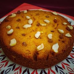 A picture of Eggless Mango Cake baked in Cooker.