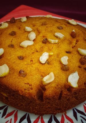 A picture of Eggless Mango Cake baked in Cooker.