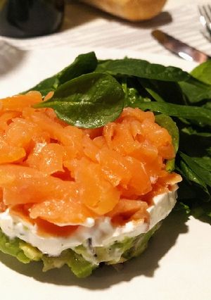 Foto di Tartare di salmone affumicato